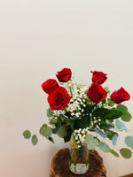 Classic Rose Half Dozen in vase
